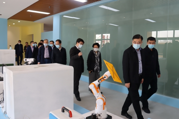 IMG_4882 Ƽ ѧƼ԰ɹ600.jpg